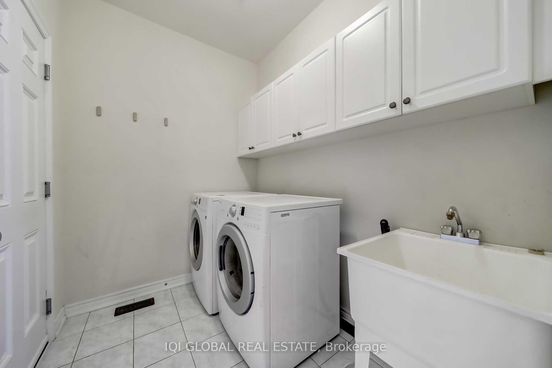 Photo 28 of 2 Bowkett Drive, Richmond Hill, Jefferson — HOMEH