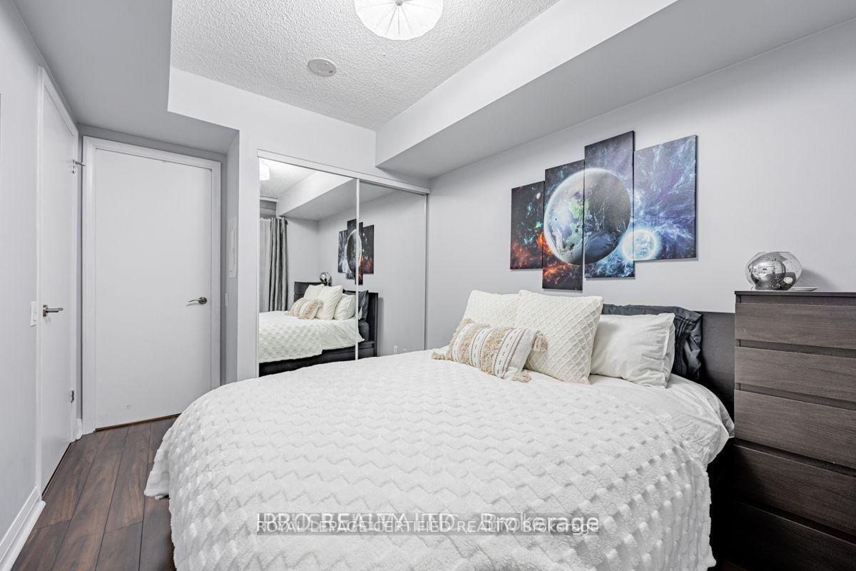 Photo 6 of Unit 1908, 5 Valhalla Inn Road, Etobicoke, Islington-City Centre West — HOMEH