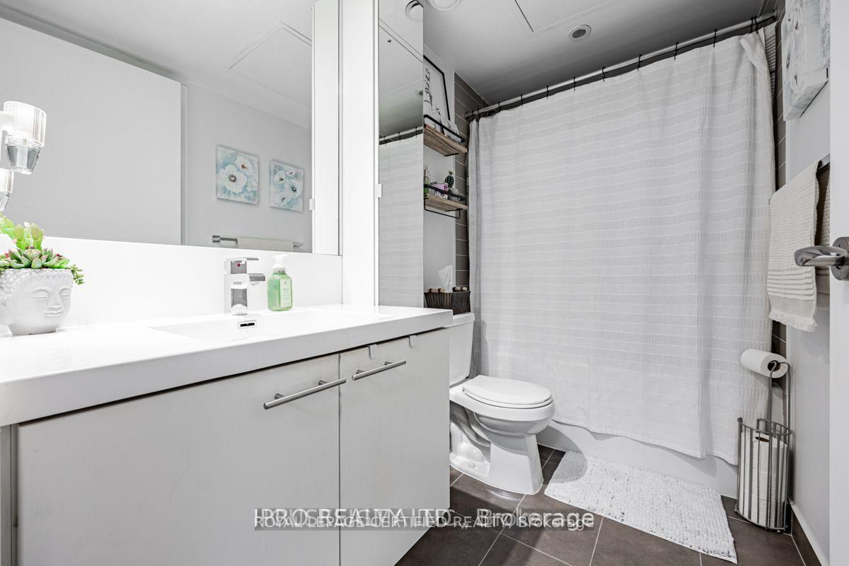 Photo 9 of Unit 1908, 5 Valhalla Inn Road, Etobicoke, Islington-City Centre West — HOMEH