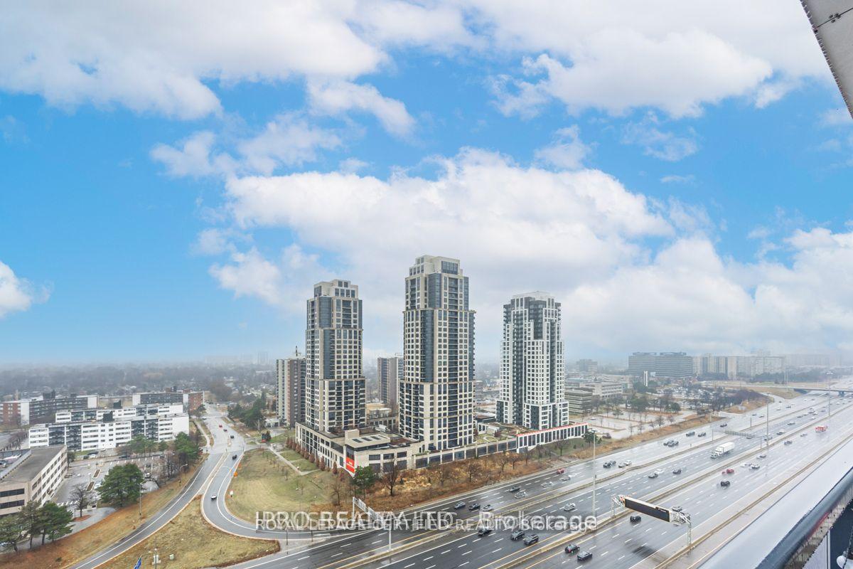 Photo 10 of Unit 1908, 5 Valhalla Inn Road, Etobicoke, Islington-City Centre West — HOMEH