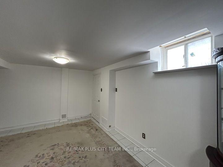 Photo 2 of Unit BSMT, 45 Jimston Drive, Markham, Milliken Mills East — HOMEH