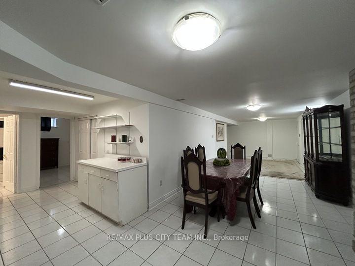 Photo 5 of Unit BSMT, 45 Jimston Drive, Markham, Milliken Mills East — HOMEH