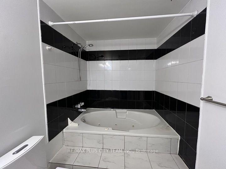 Photo 16 of Unit BSMT, 45 Jimston Drive, Markham, Milliken Mills East — HOMEH