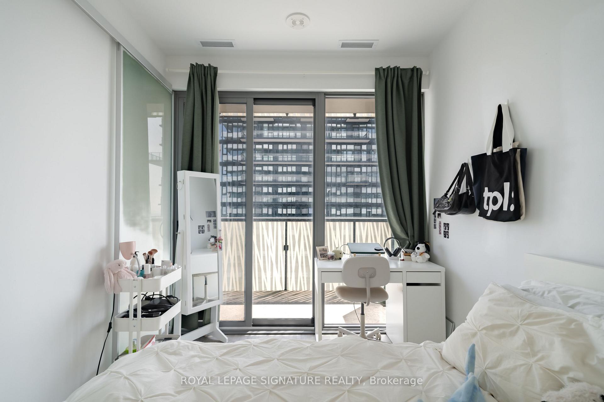 Photo 8 of Unit 4113, 50 Charles Street E, Toronto, Church-Yonge Corridor — HOMEH