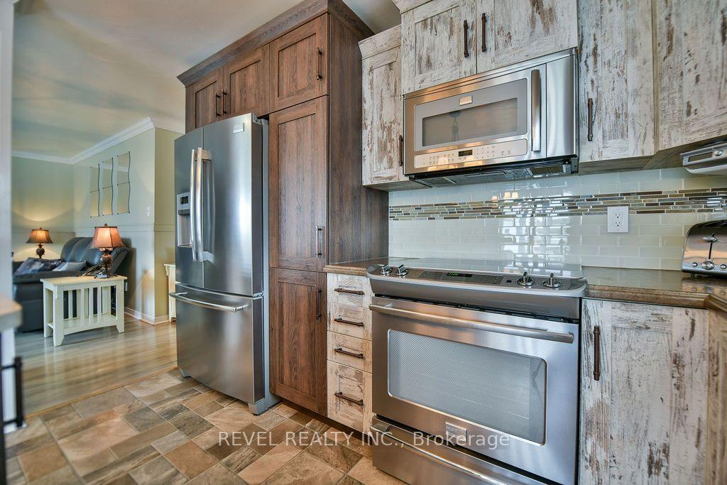 Photo 8 of 216 Renee Place, Timmins, TNW - Riverpark — HOMEH