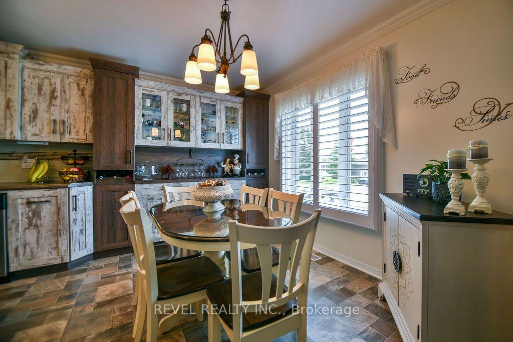 Photo 12 of 216 Renee Place, Timmins, TNW - Riverpark — HOMEH