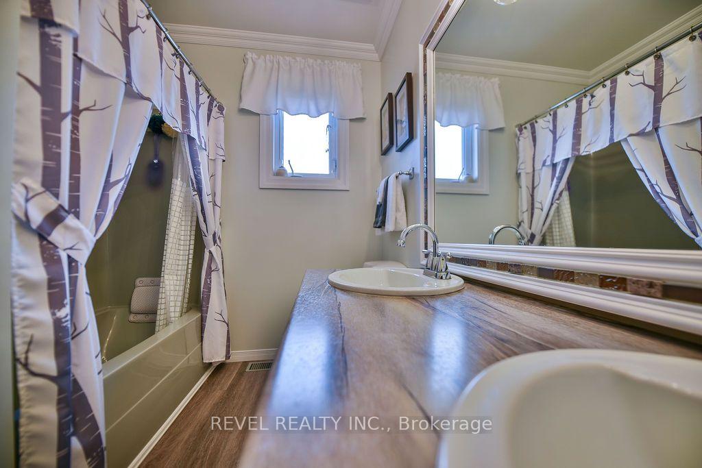 Photo 21 of 216 Renee Place, Timmins, TNW - Riverpark — HOMEH