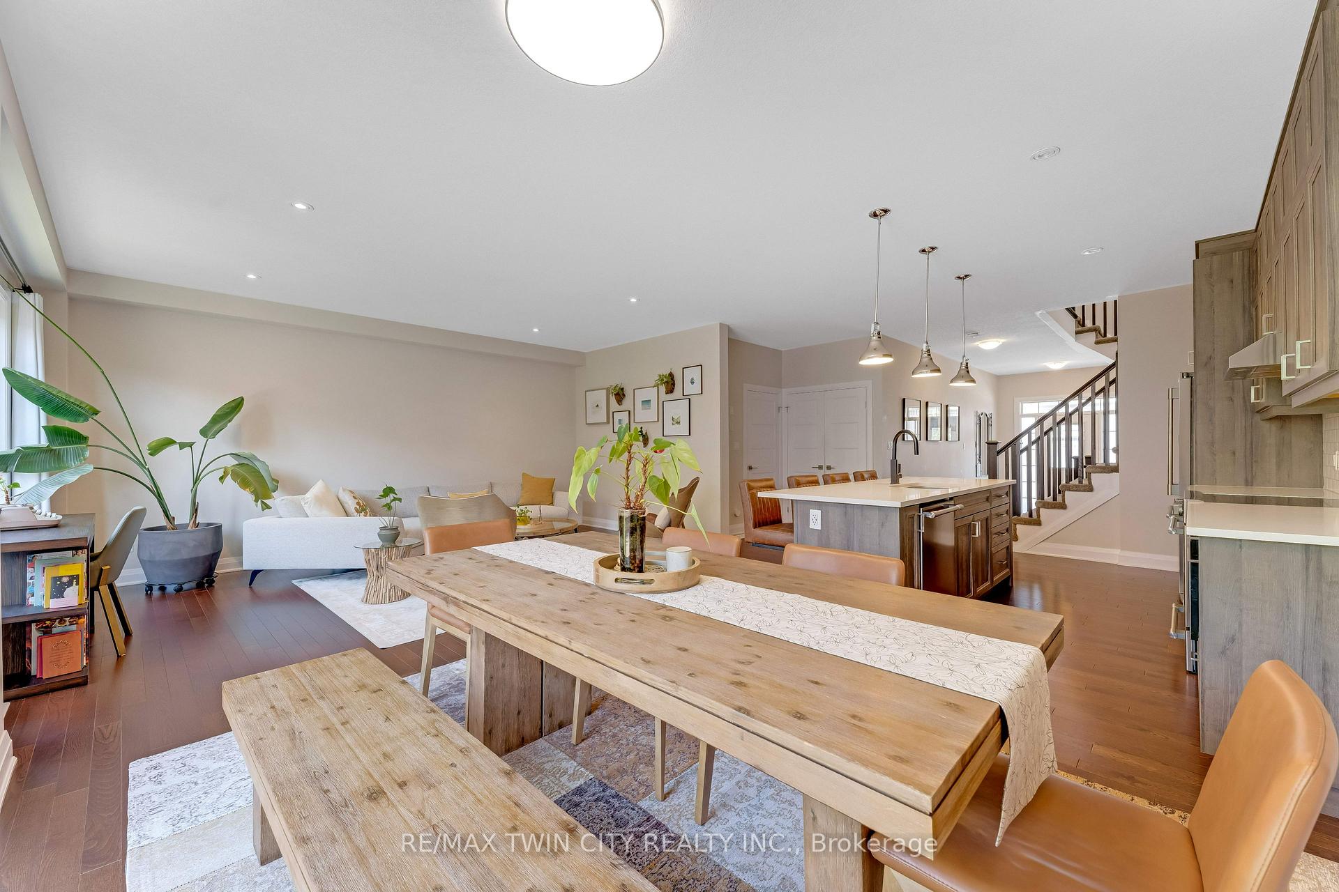 Photo 8 of 588 Blair Creek Drive, Kitchener, Doon South — HOMEH