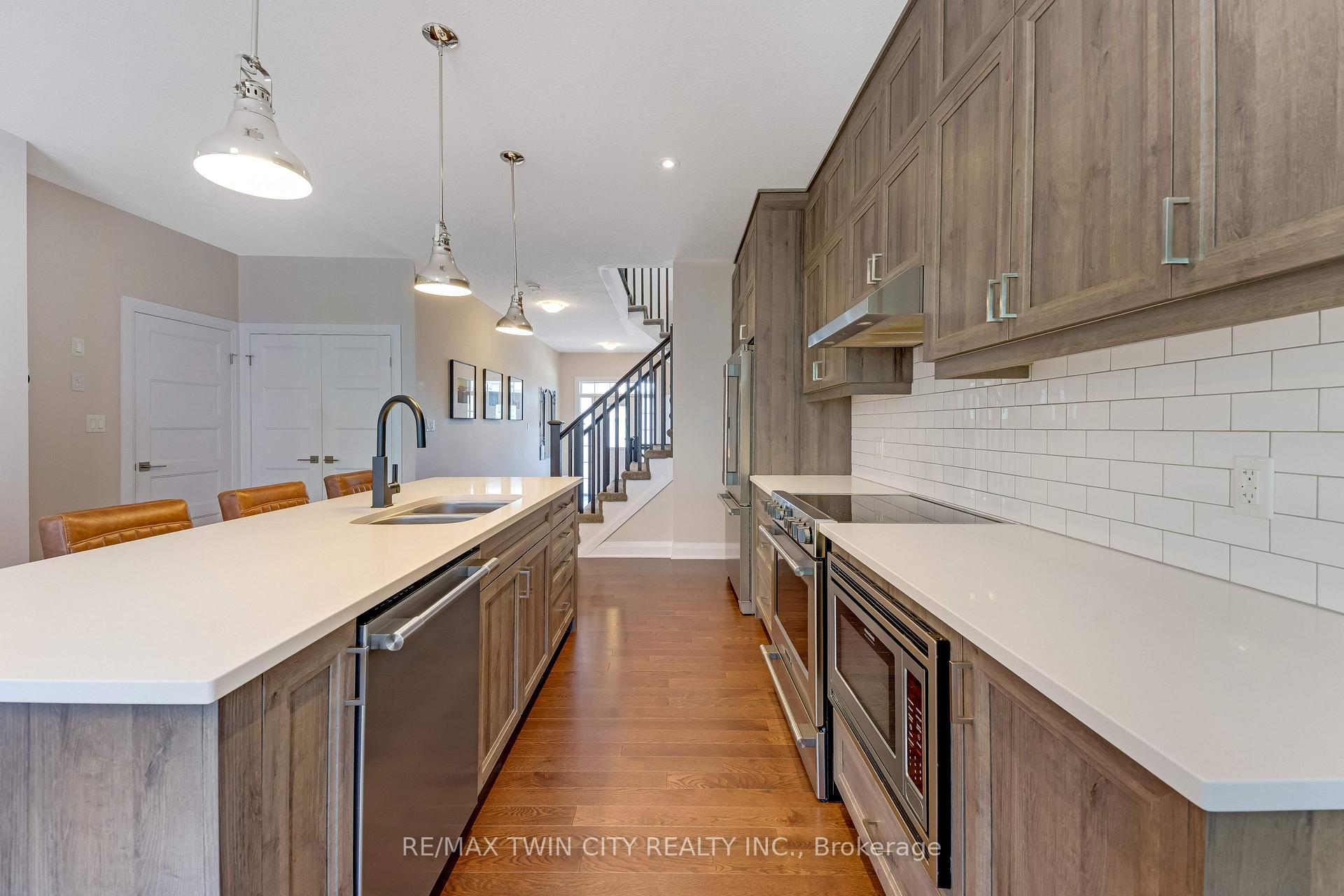 Photo 10 of 588 Blair Creek Drive, Kitchener, Doon South — HOMEH