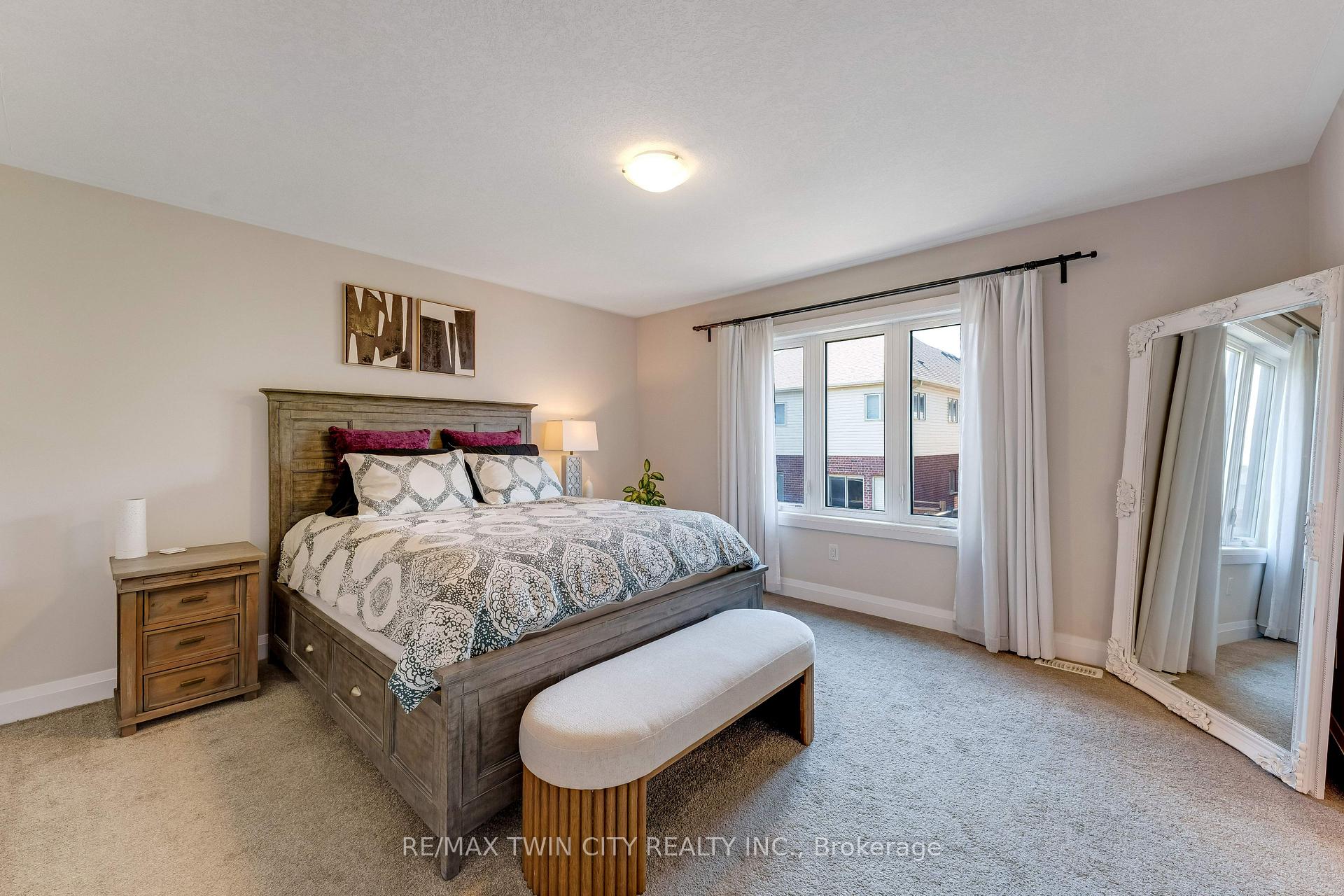 Photo 23 of 588 Blair Creek Drive, Kitchener, Doon South — HOMEH