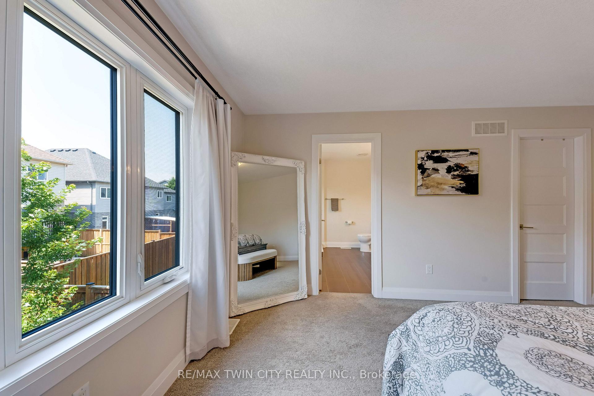 Photo 25 of 588 Blair Creek Drive, Kitchener, Doon South — HOMEH
