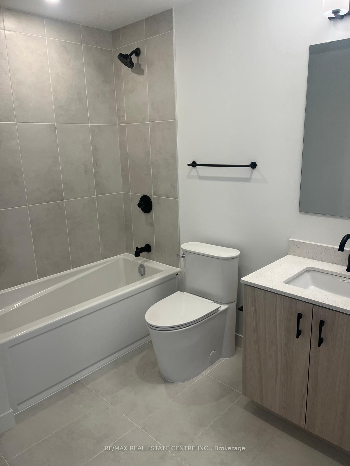 Photo 20 of Unit D906, 4878 Powers Common, Burlington, Alton — HOMEH