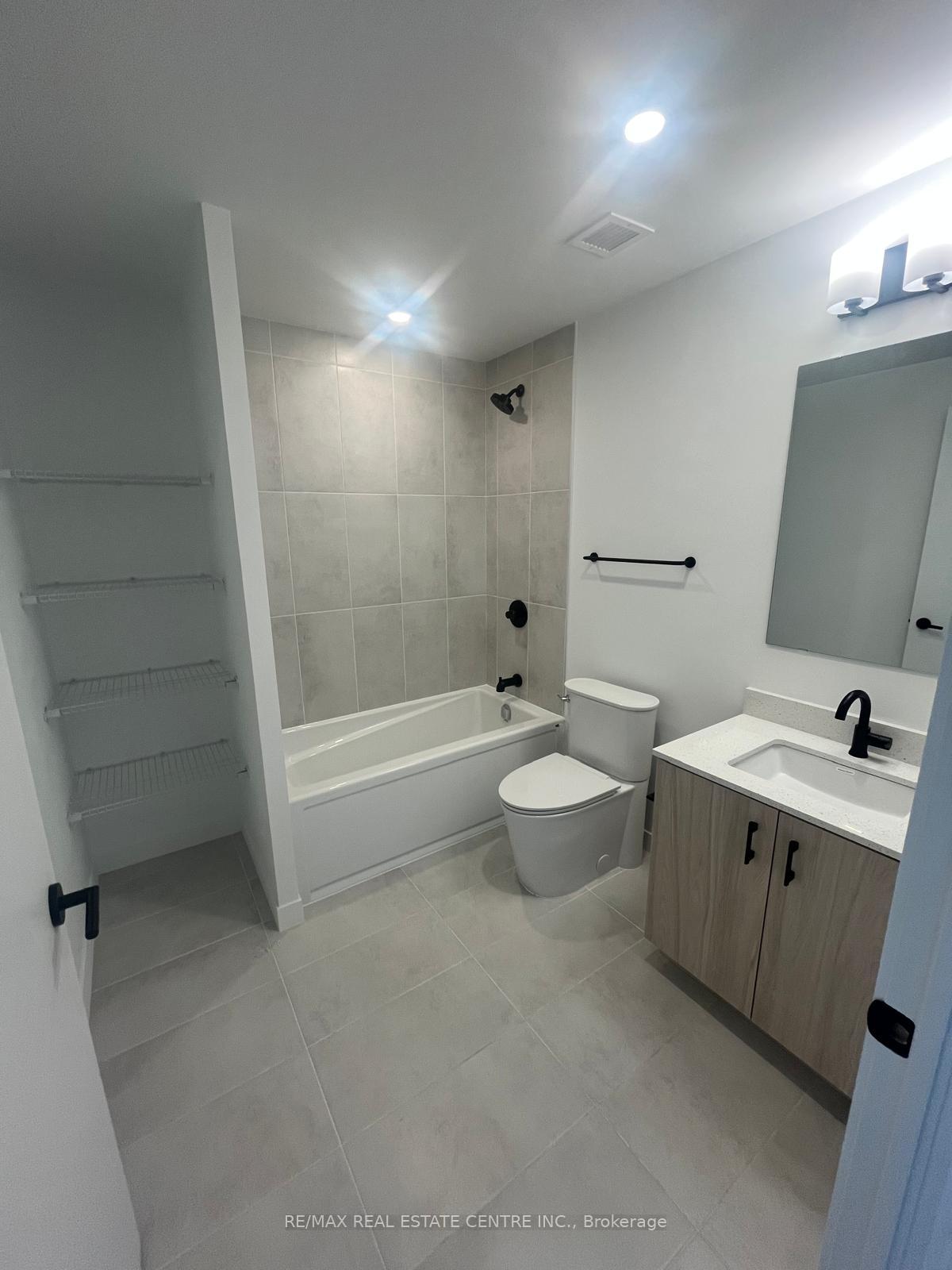 Photo 21 of Unit D906, 4878 Powers Common, Burlington, Alton — HOMEH