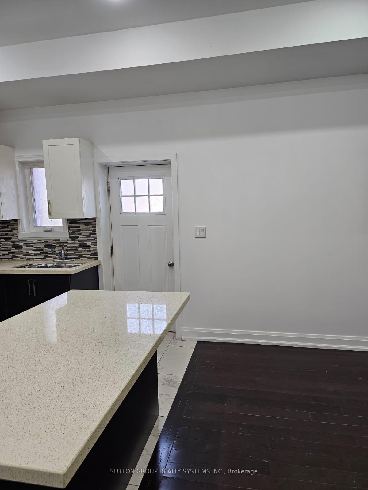 Photo 6 of Unit 2, 924 Danforth Avenue, Toronto, Danforth — HOMEH