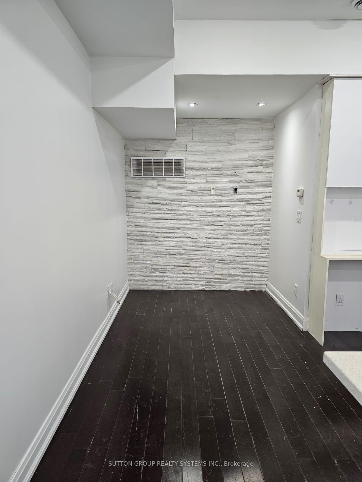 Photo 7 of Unit 2, 924 Danforth Avenue, Toronto, Danforth — HOMEH