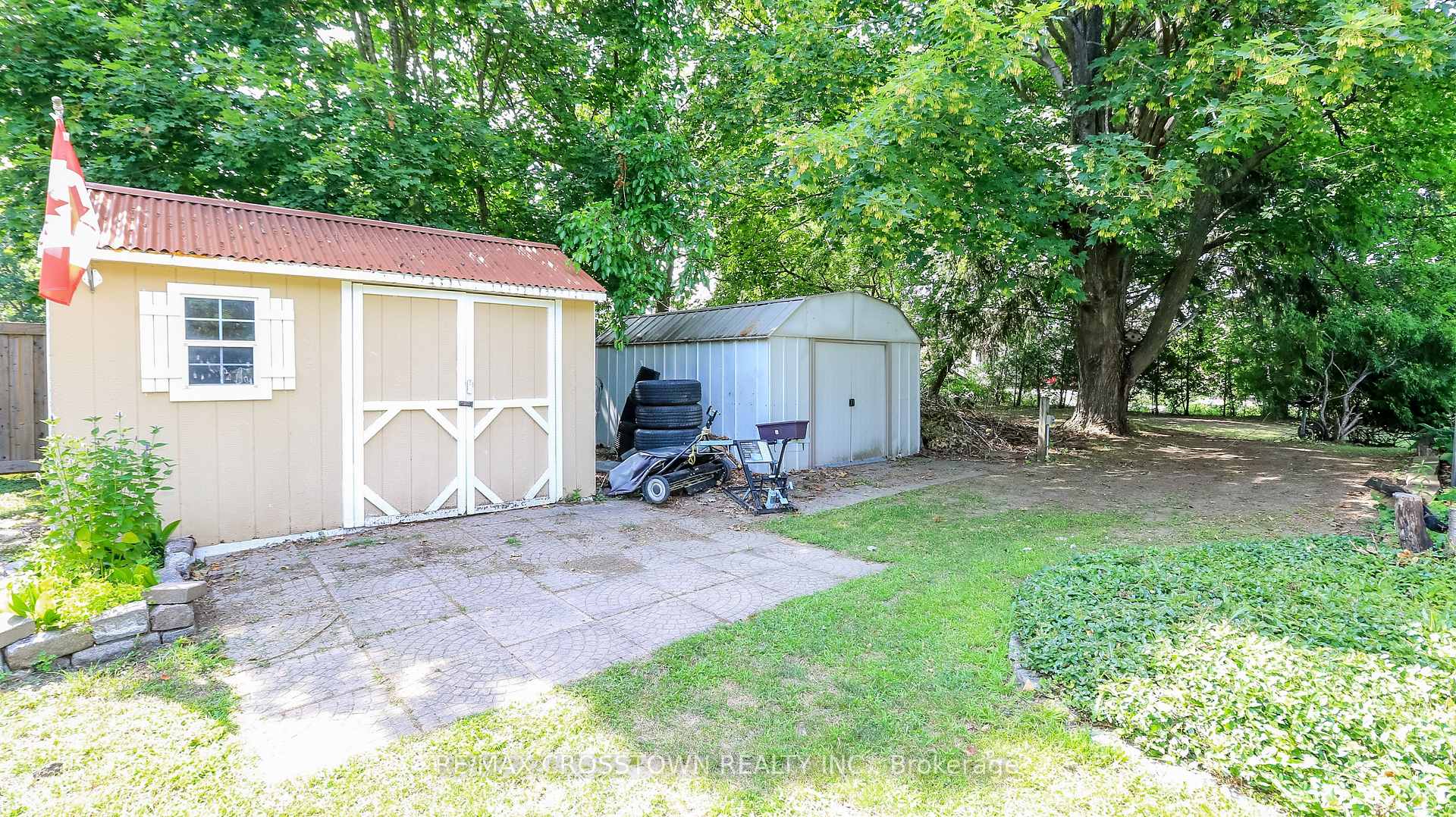 Photo 3 of 1412 Thomas Drive, Innisfil, Gilford — HOMEH