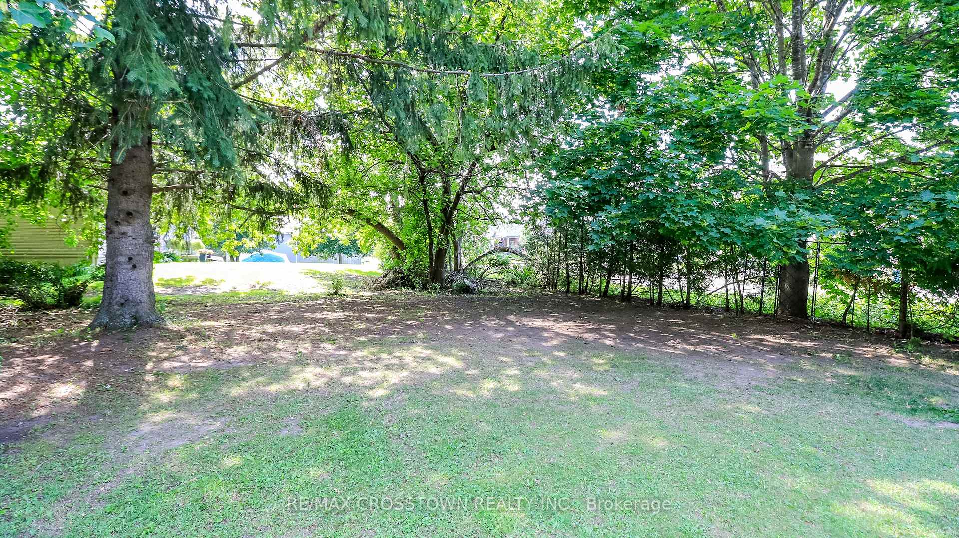 Photo 10 of 1412 Thomas Drive, Innisfil, Gilford — HOMEH