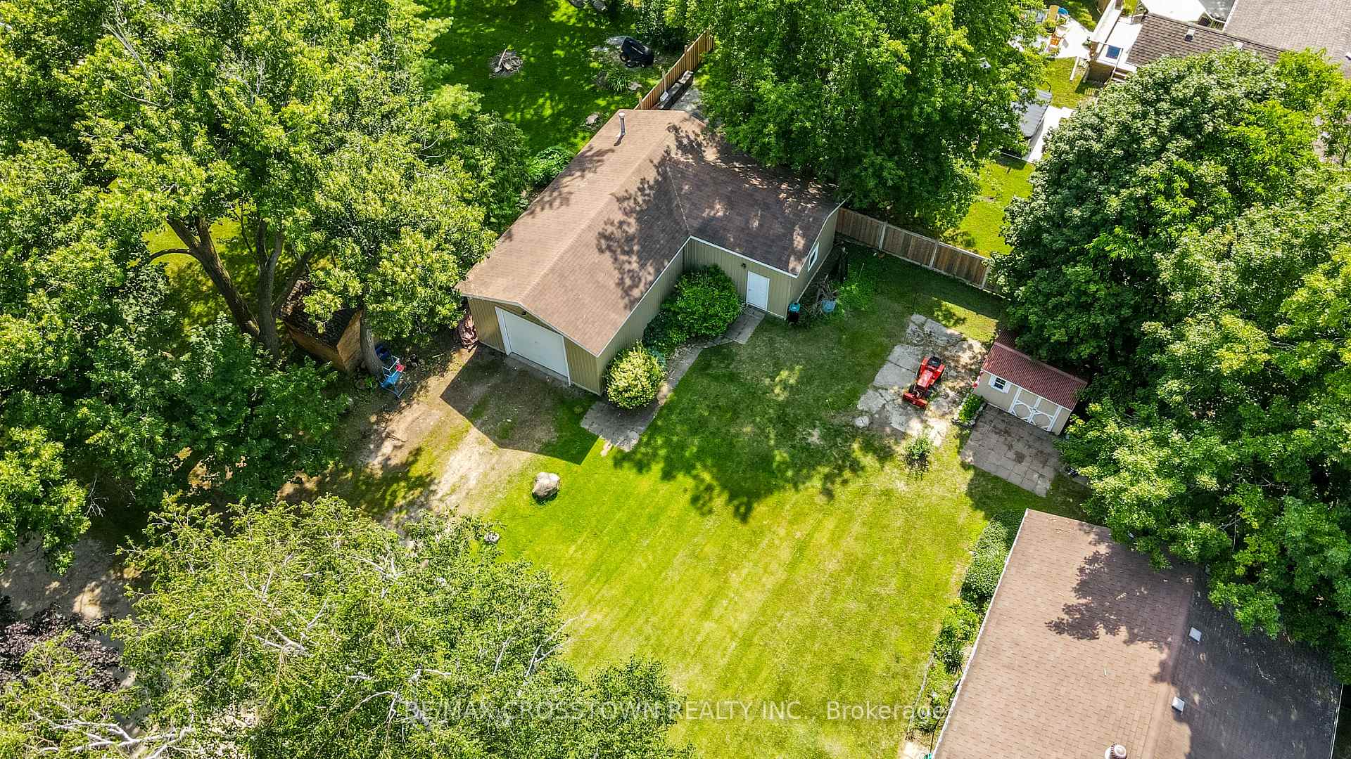 Photo 15 of 1412 Thomas Drive, Innisfil, Gilford — HOMEH