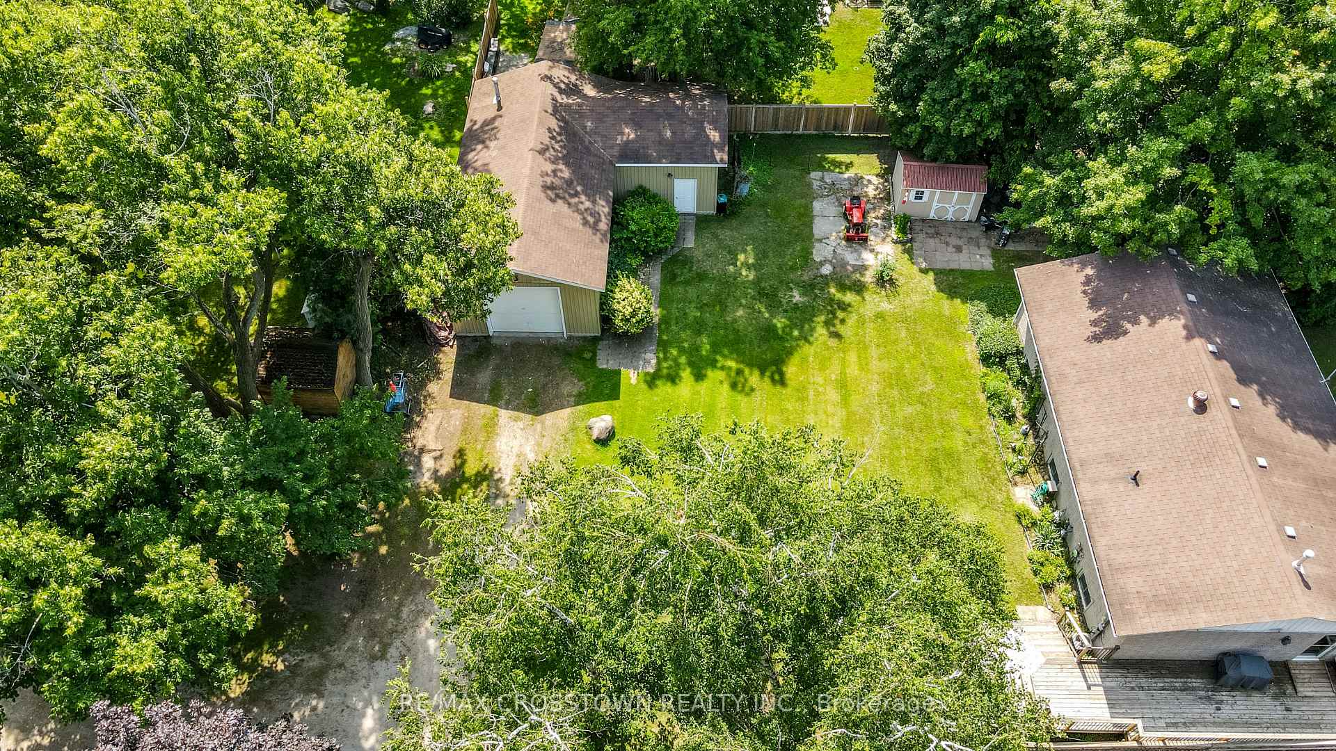 Photo 16 of 1412 Thomas Drive, Innisfil, Gilford — HOMEH