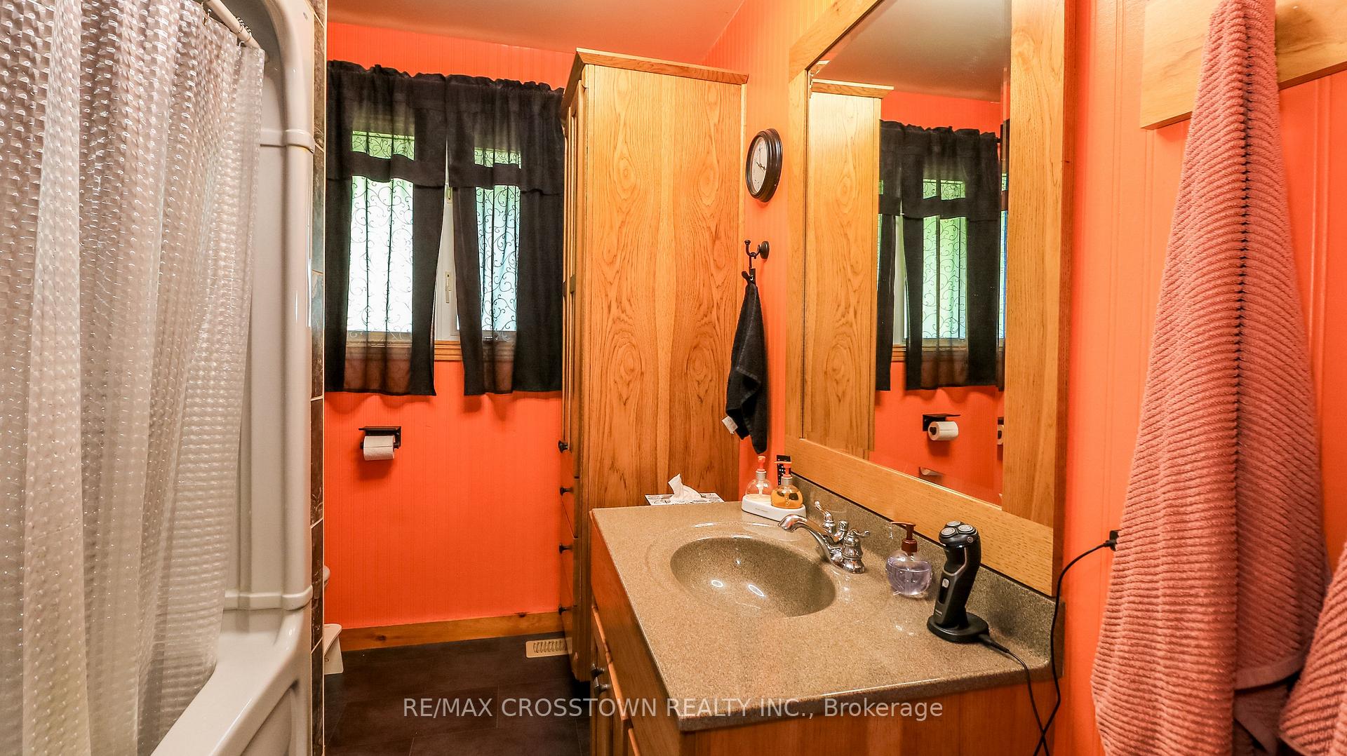 Photo 28 of 1412 Thomas Drive, Innisfil, Gilford — HOMEH