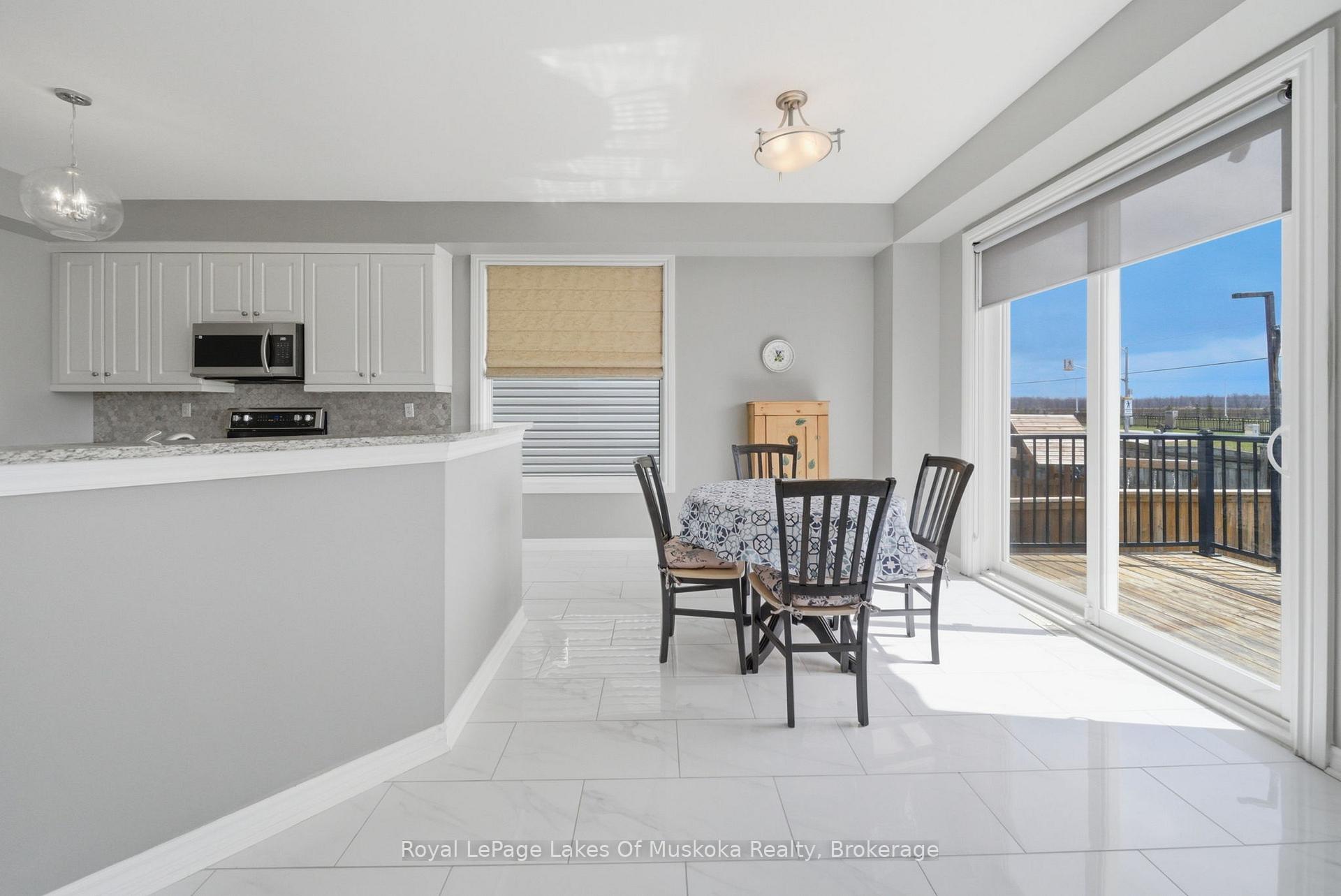 Photo 19 of 76 Succession Crescent, Barrie, Innis-Shore — HOMEH