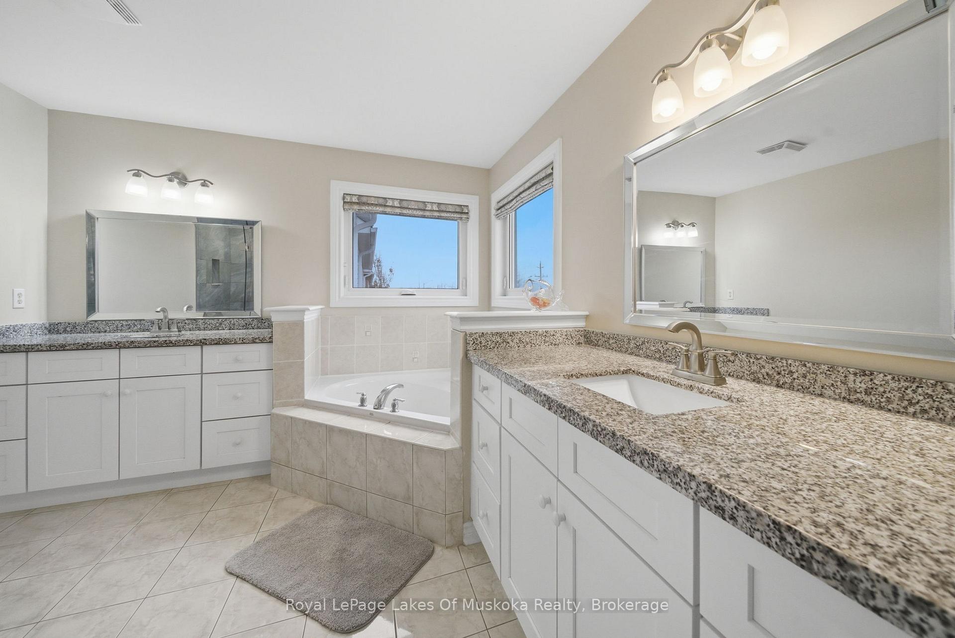 Photo 31 of 76 Succession Crescent, Barrie, Innis-Shore — HOMEH