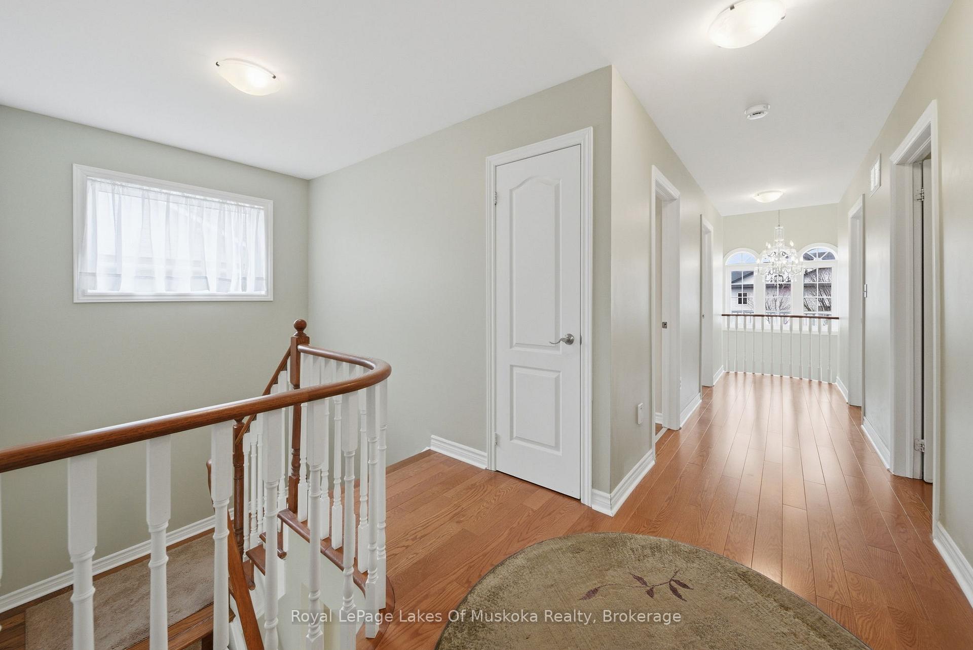 Photo 35 of 76 Succession Crescent, Barrie, Innis-Shore — HOMEH