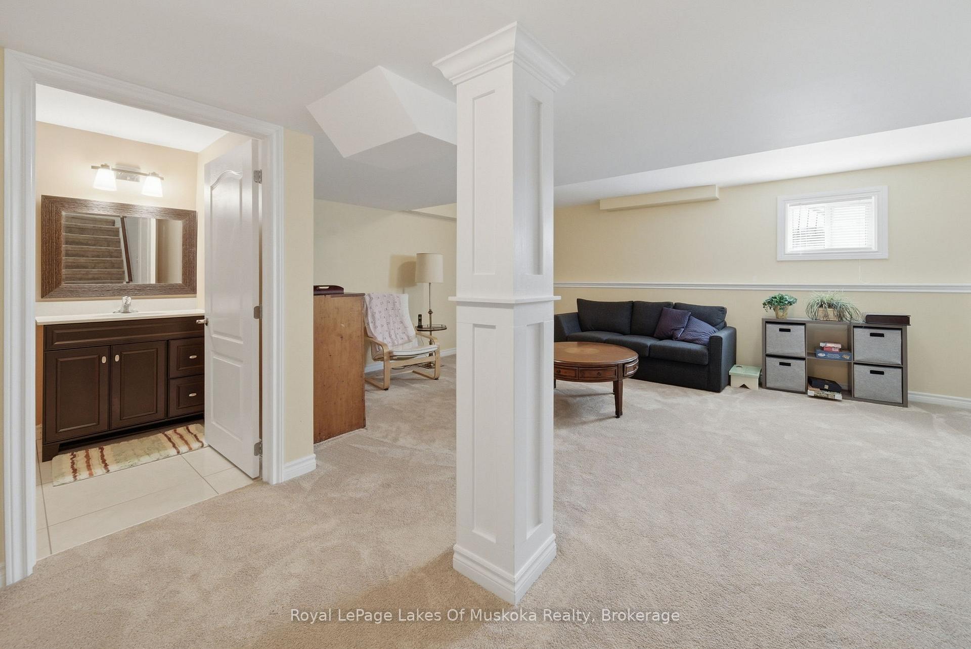 Photo 45 of 76 Succession Crescent, Barrie, Innis-Shore — HOMEH