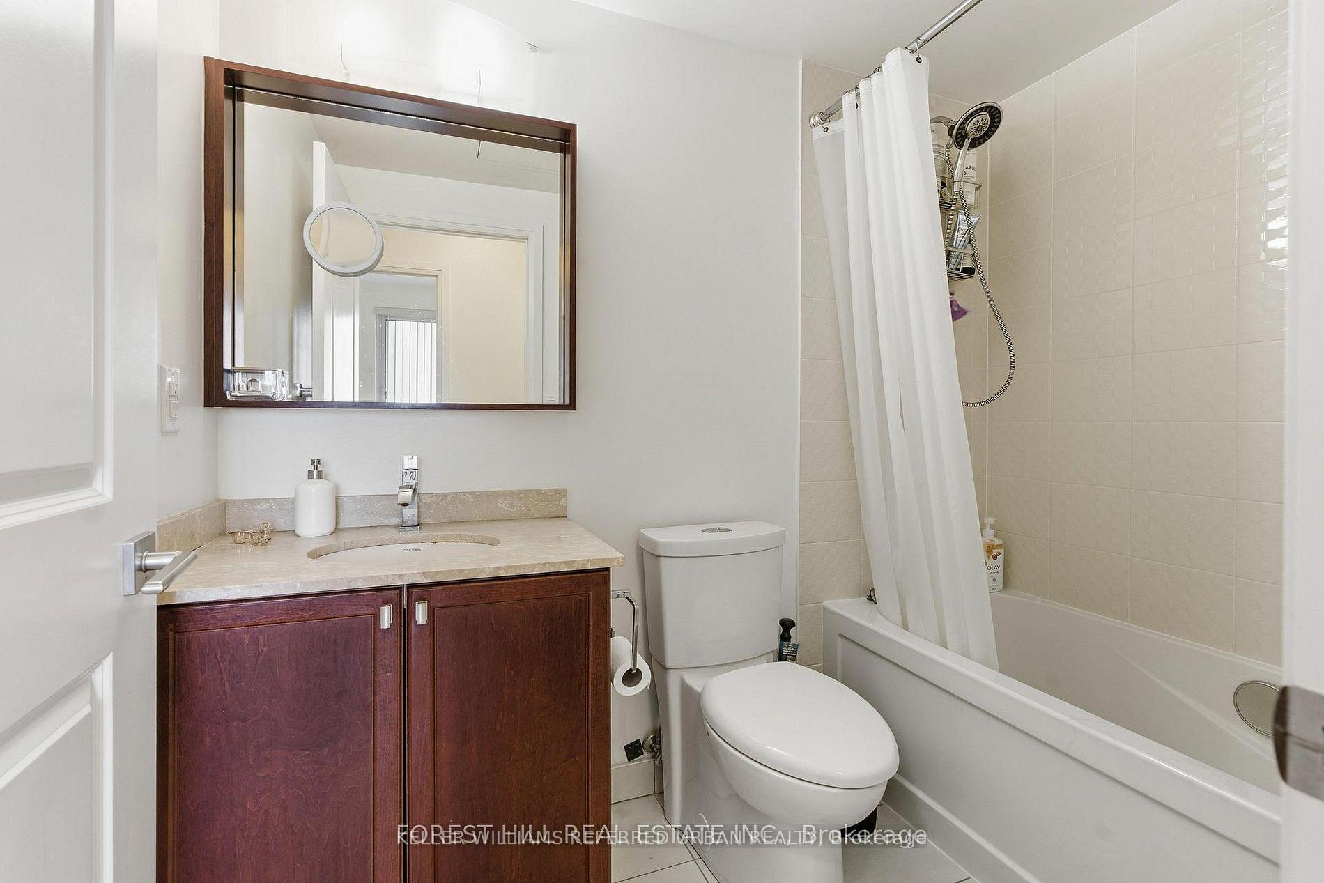 Photo 21 of Unit 2509, 7165 Yonge Street, Markham, Thornhill — HOMEH