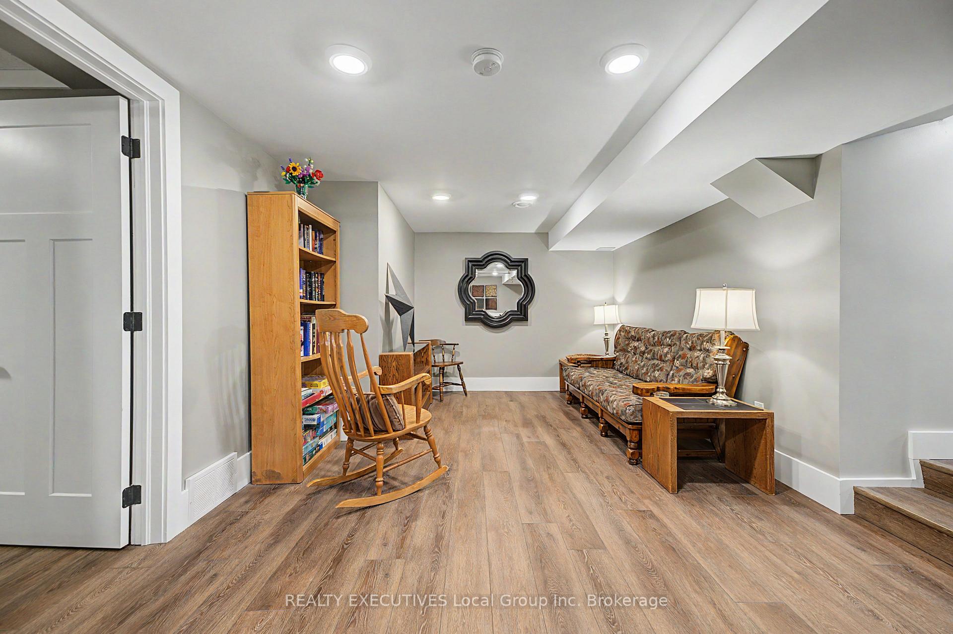 Photo 36 of 54 Chadbourne Drive, North Bay, Airport — HOMEH