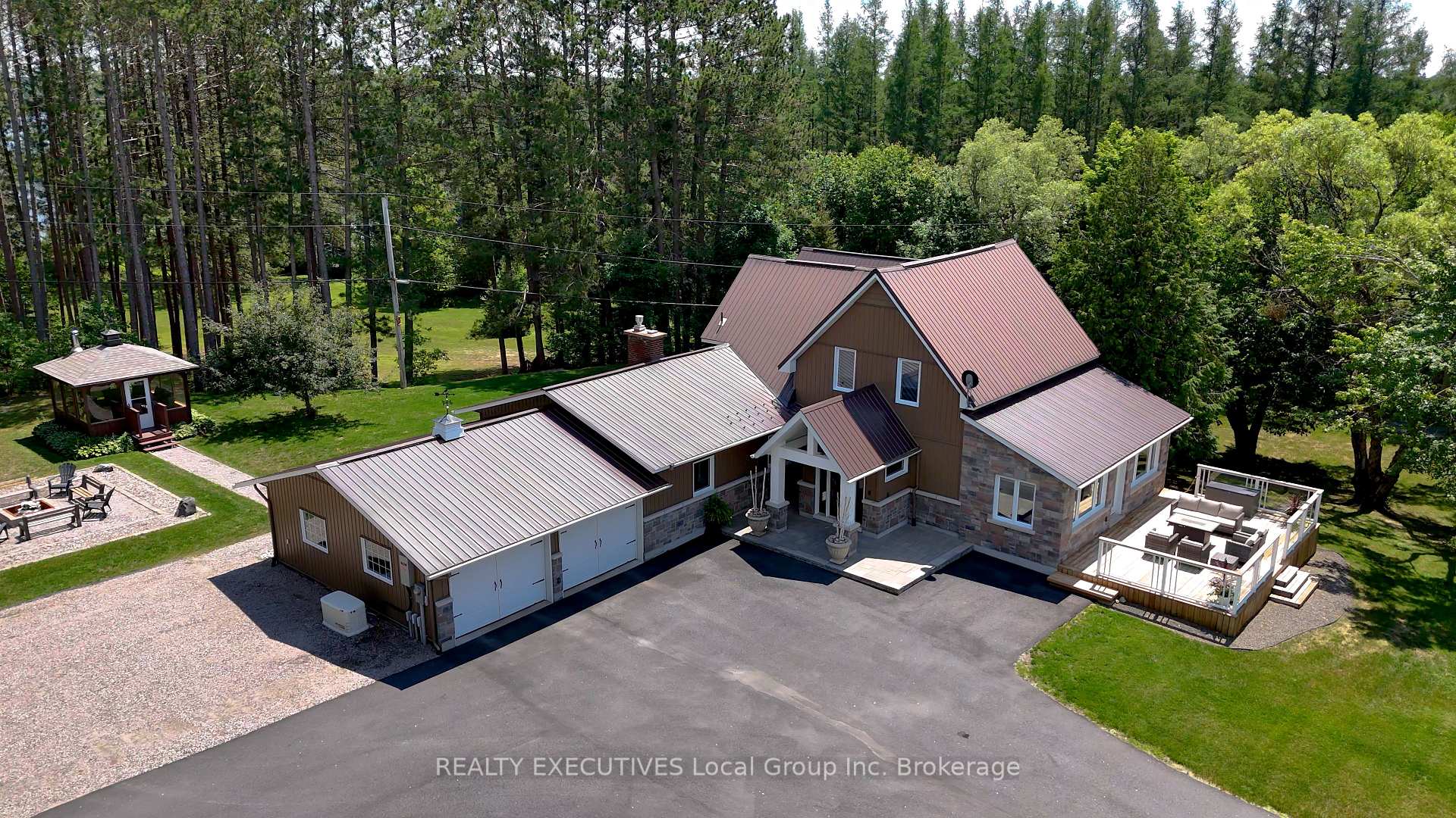 Photo 45 of 54 Chadbourne Drive, North Bay, Airport — HOMEH