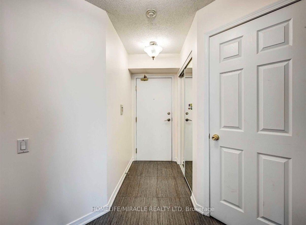 Photo 7 of Unit 603, 33 Empress Avenue, North York, Willowdale East — HOMEH