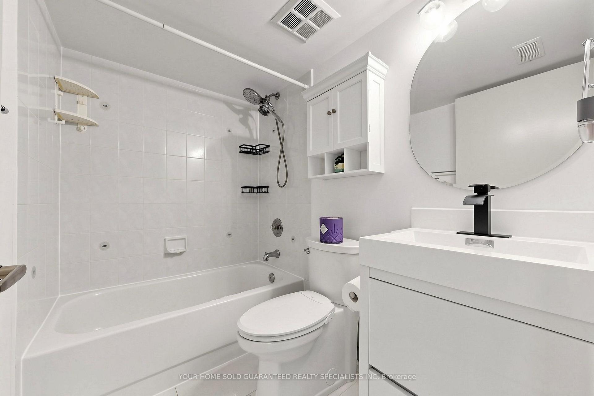 Photo 16 of Unit 1003, 75 Weldrick Drive E, Richmond Hill, Observatory — HOMEH