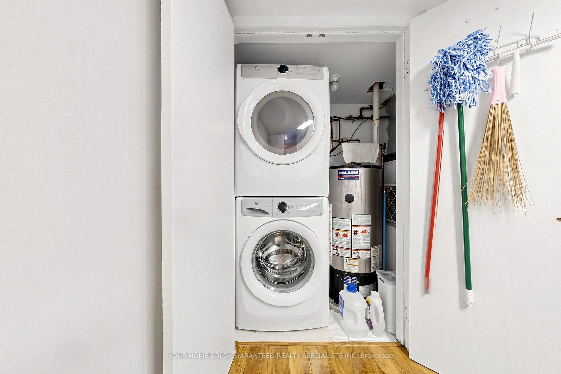 Photo 17 of Unit 1003, 75 Weldrick Drive E, Richmond Hill, Observatory — HOMEH