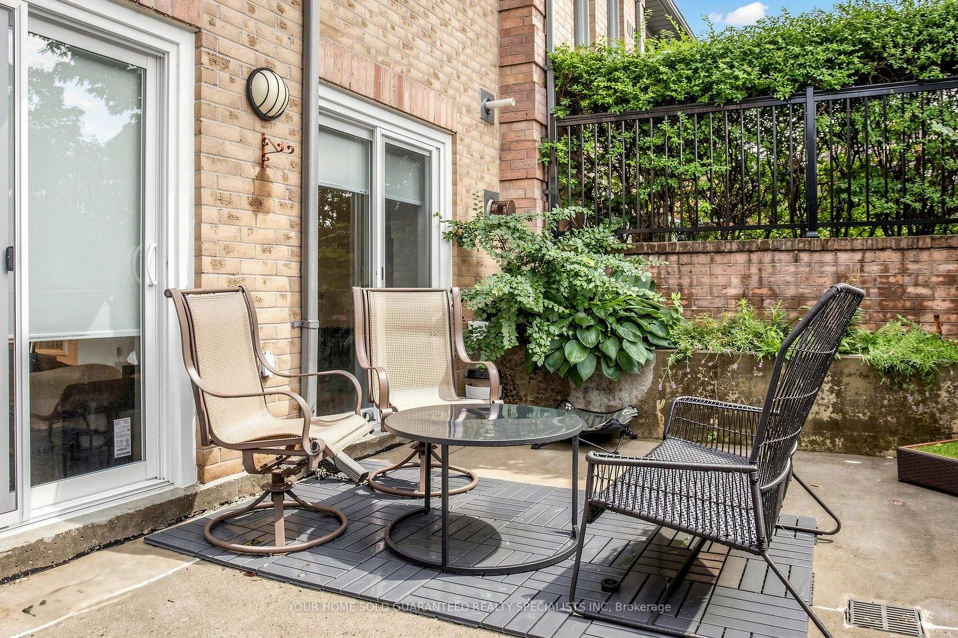 Photo 20 of Unit 1003, 75 Weldrick Drive E, Richmond Hill, Observatory — HOMEH