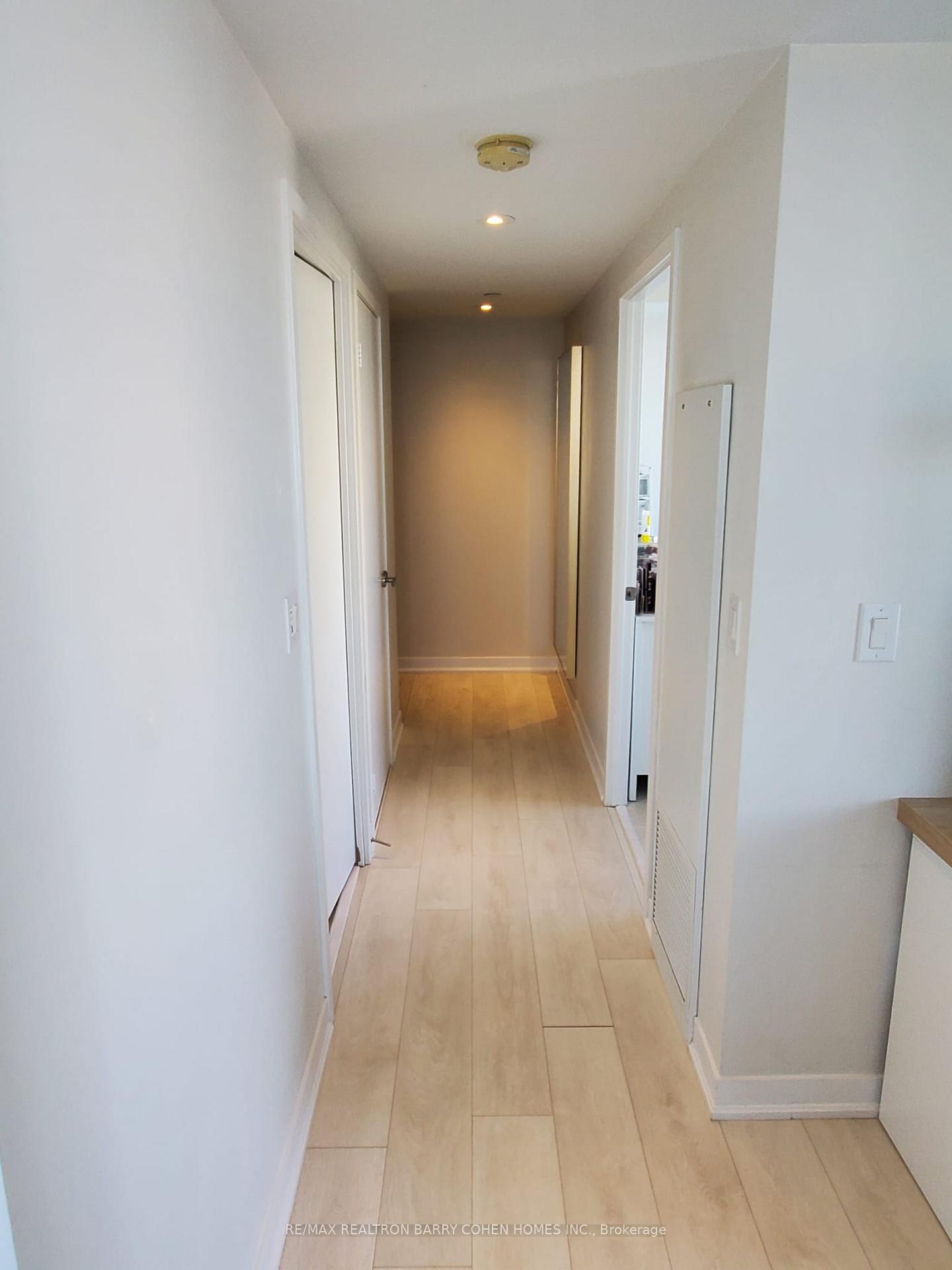 Photo 16 of Unit 4507, 88 Harbour Street, Toronto, Waterfront Communities — HOMEH