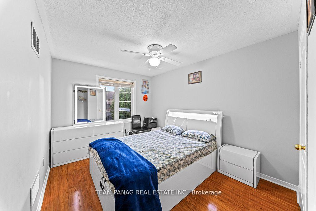 Photo 22 of 31 Snowshoe Lane, Brampton, Sandringham-Wellington — HOMEH