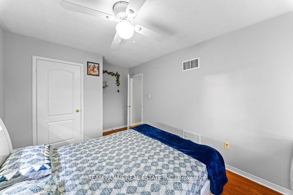 Photo 23 of 31 Snowshoe Lane, Brampton, Sandringham-Wellington — HOMEH