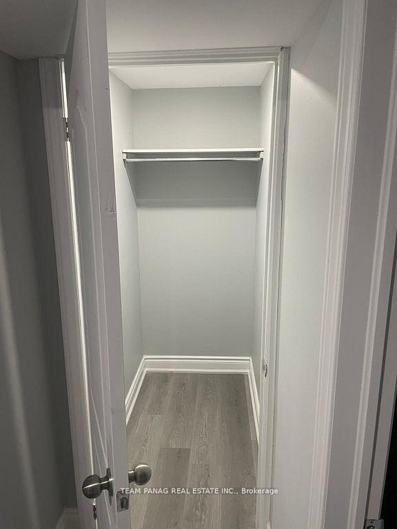 Photo 33 of 31 Snowshoe Lane, Brampton, Sandringham-Wellington — HOMEH