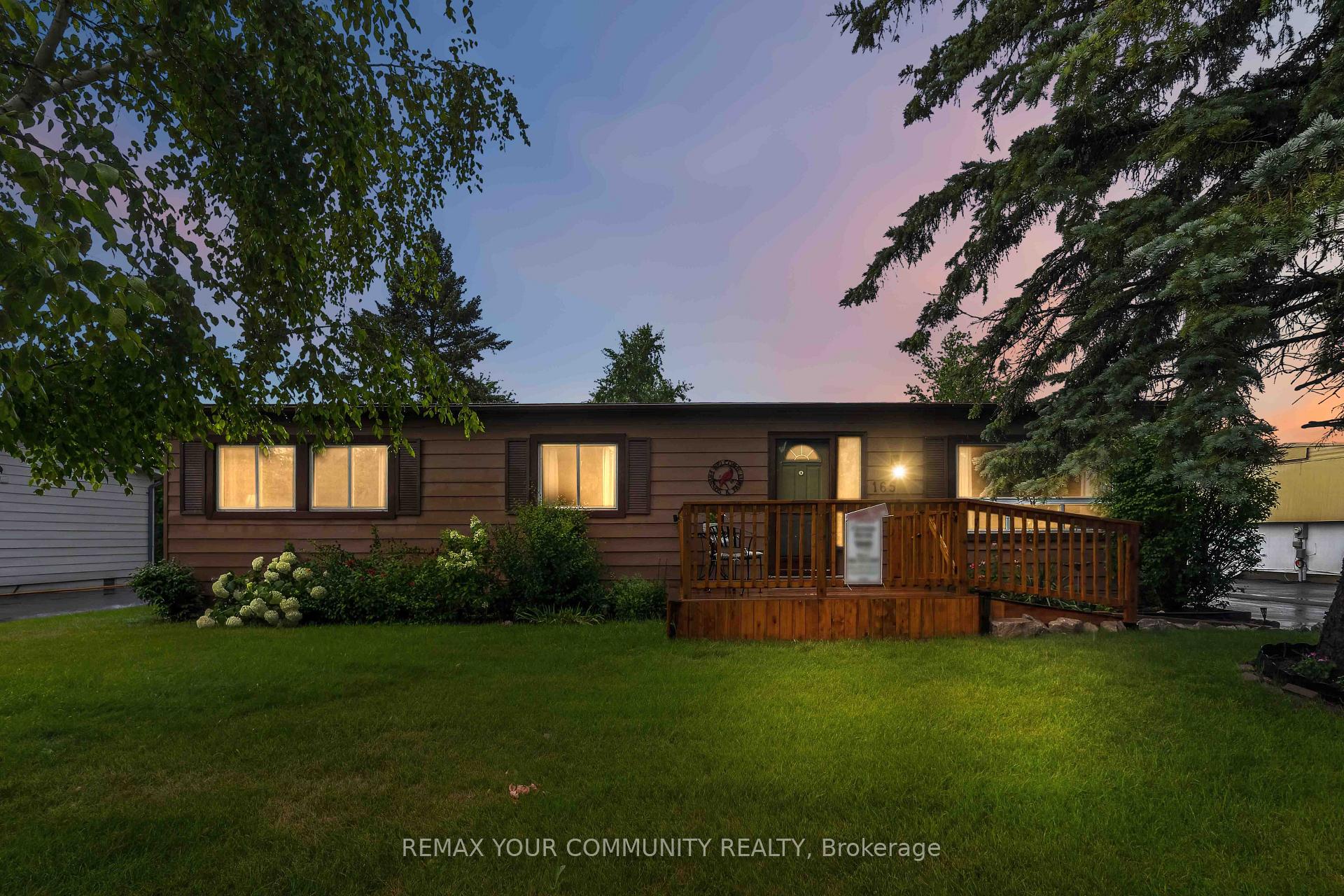 Photo 2 of 165 Roxanna Drive, Georgina, Sutton & Jackson's Point — HOMEH