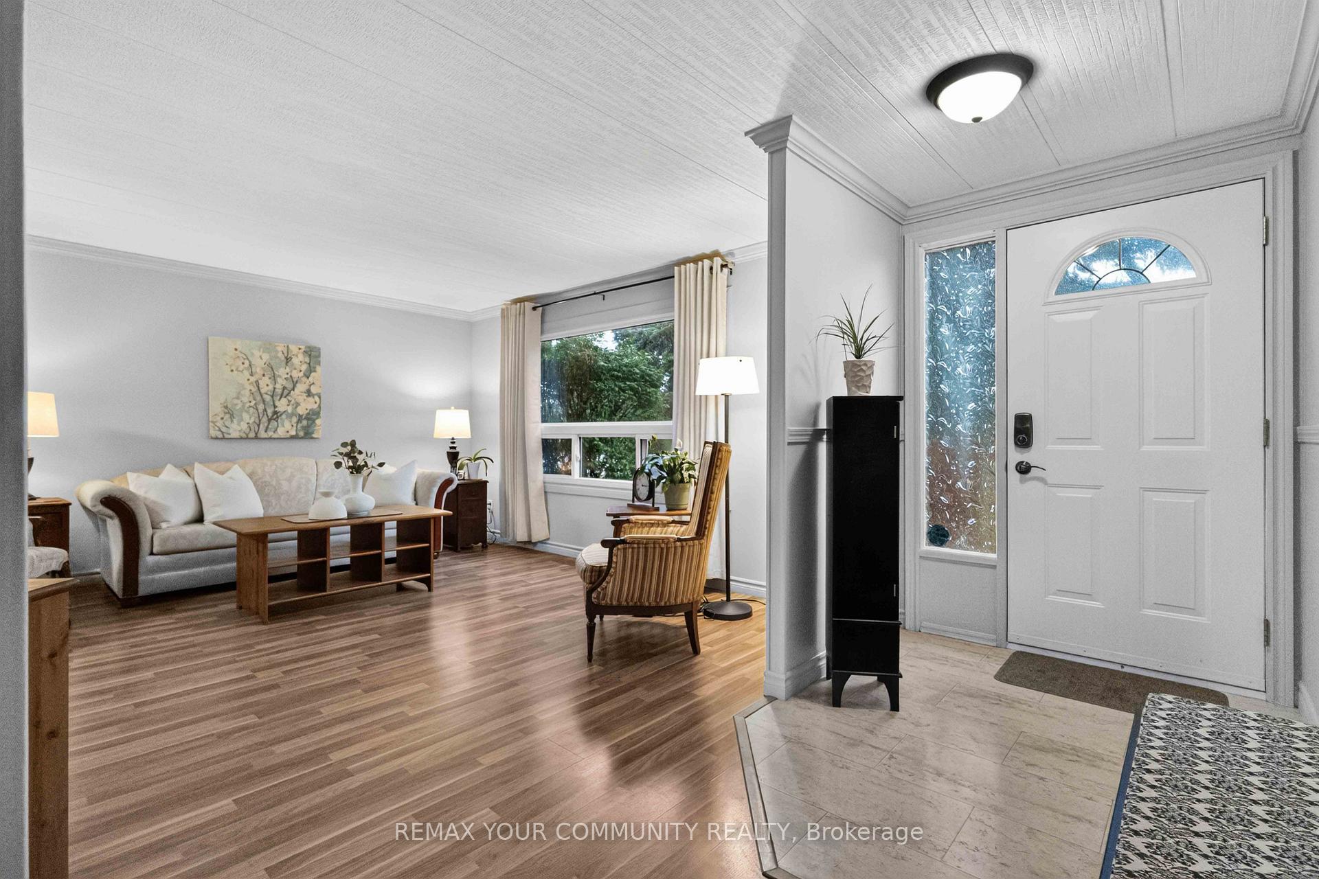 Photo 5 of 165 Roxanna Drive, Georgina, Sutton & Jackson's Point — HOMEH