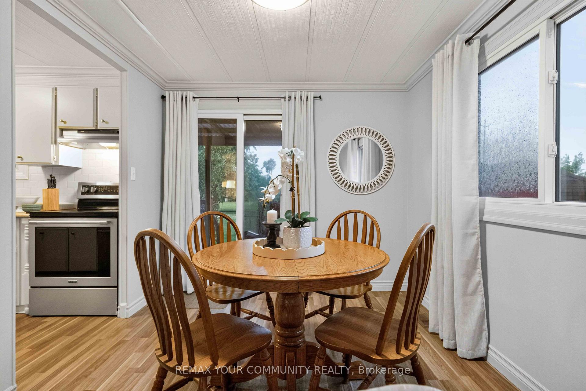 Photo 12 of 165 Roxanna Drive, Georgina, Sutton & Jackson's Point — HOMEH