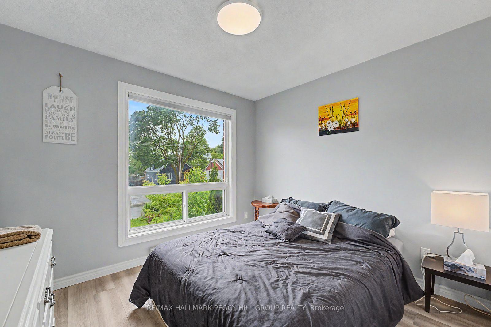 Photo 6 of Unit Upper, 63 Gunn Street, Barrie, Wellington — HOMEH