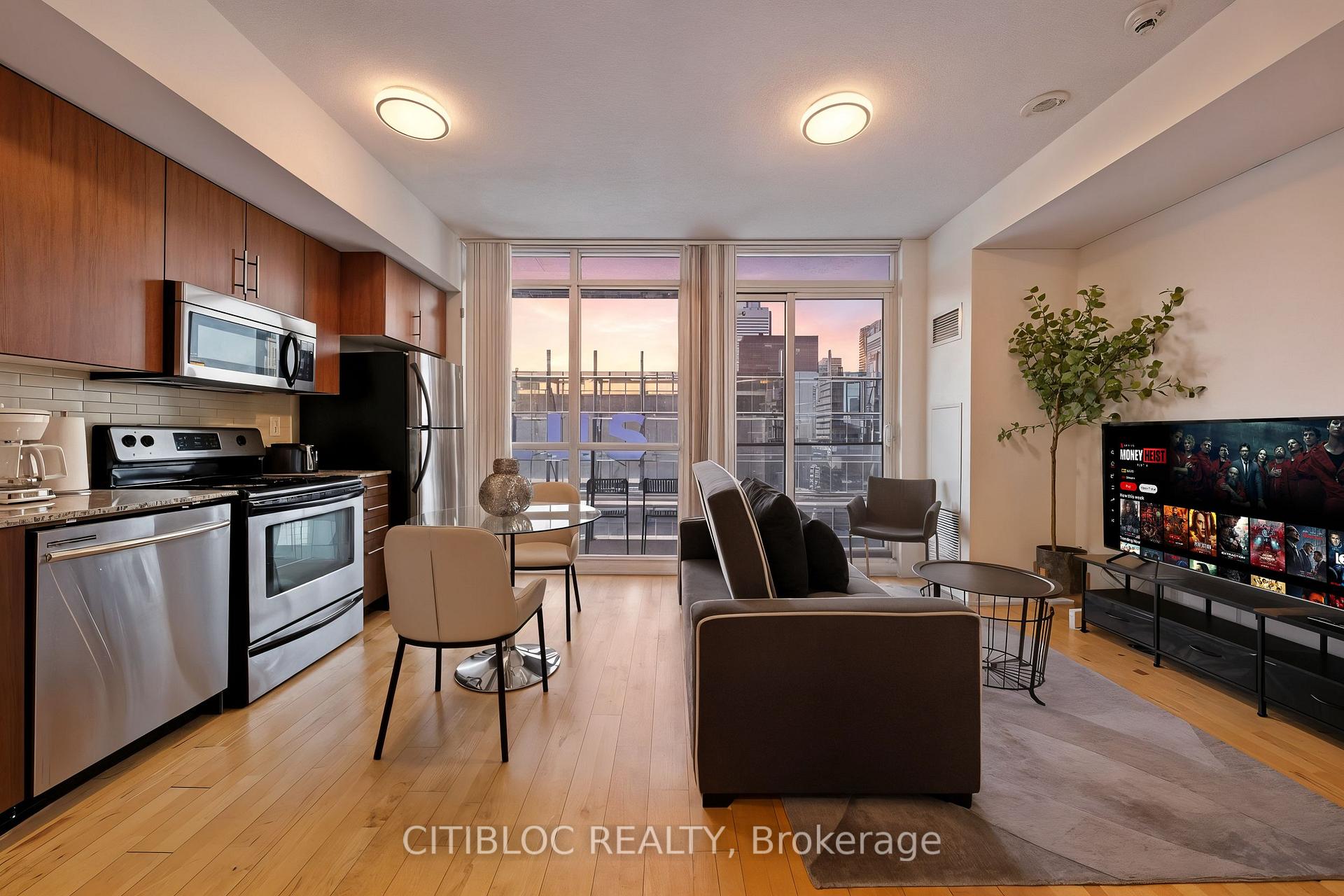 Photo 1 of Unit 4007, 65 Bremner Boulevard, Toronto, Waterfront Communities — HOMEH