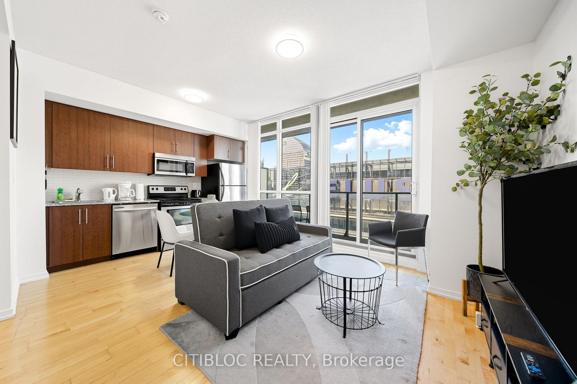 Photo 6 of Unit 4007, 65 Bremner Boulevard, Toronto, Waterfront Communities — HOMEH
