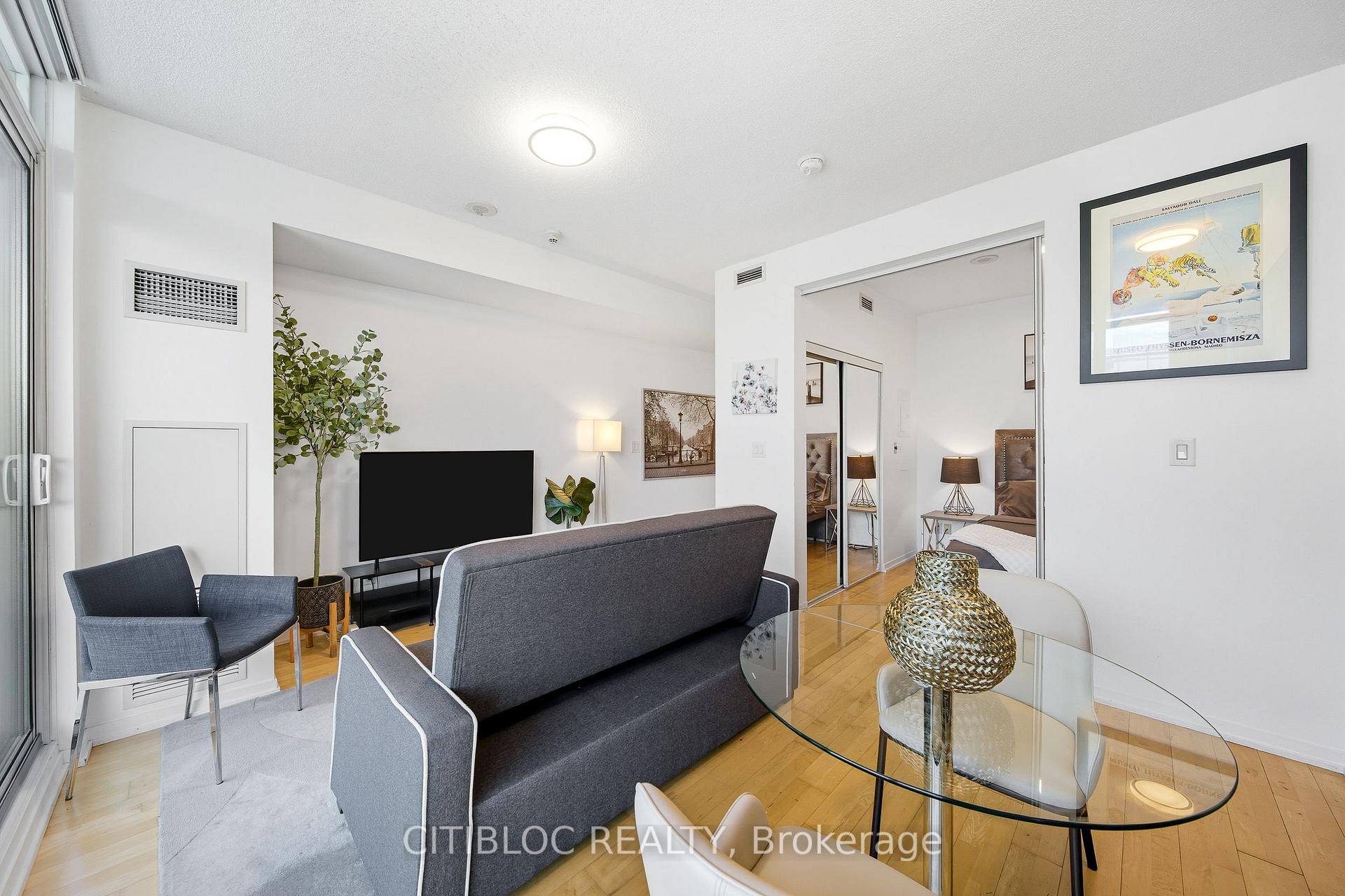 Photo 16 of Unit 4007, 65 Bremner Boulevard, Toronto, Waterfront Communities — HOMEH
