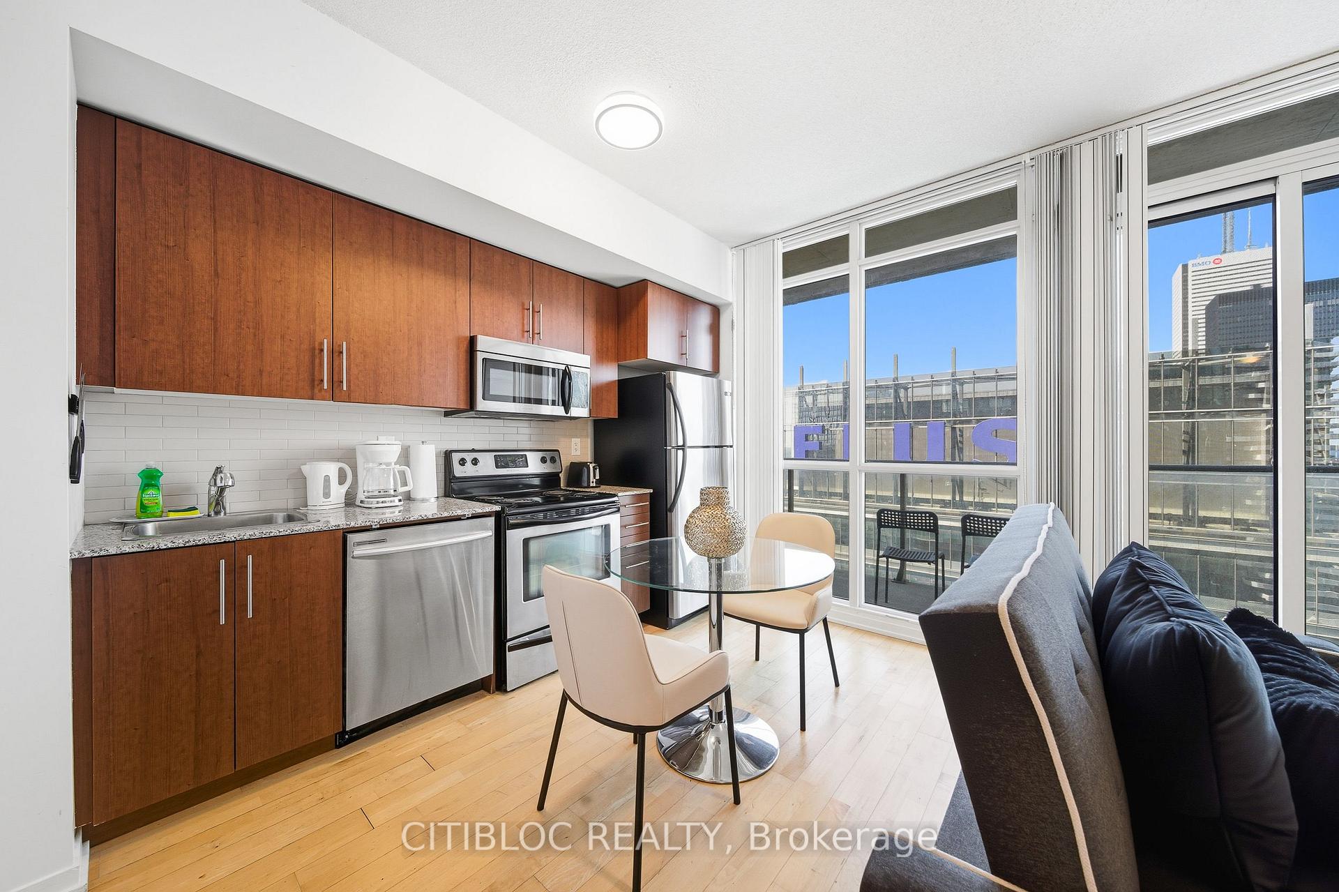 Photo 25 of Unit 4007, 65 Bremner Boulevard, Toronto, Waterfront Communities — HOMEH