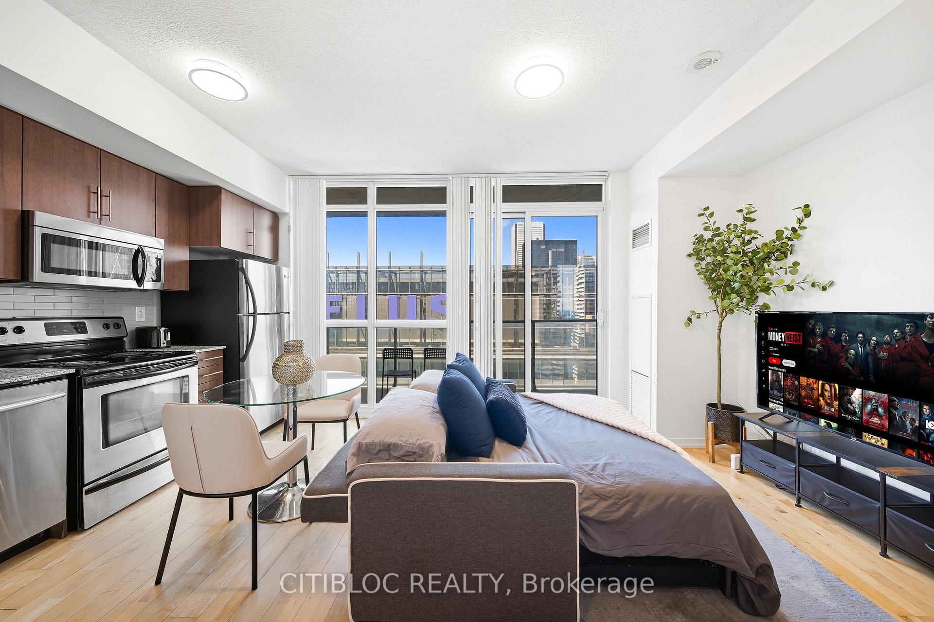 Photo 42 of Unit 4007, 65 Bremner Boulevard, Toronto, Waterfront Communities — HOMEH