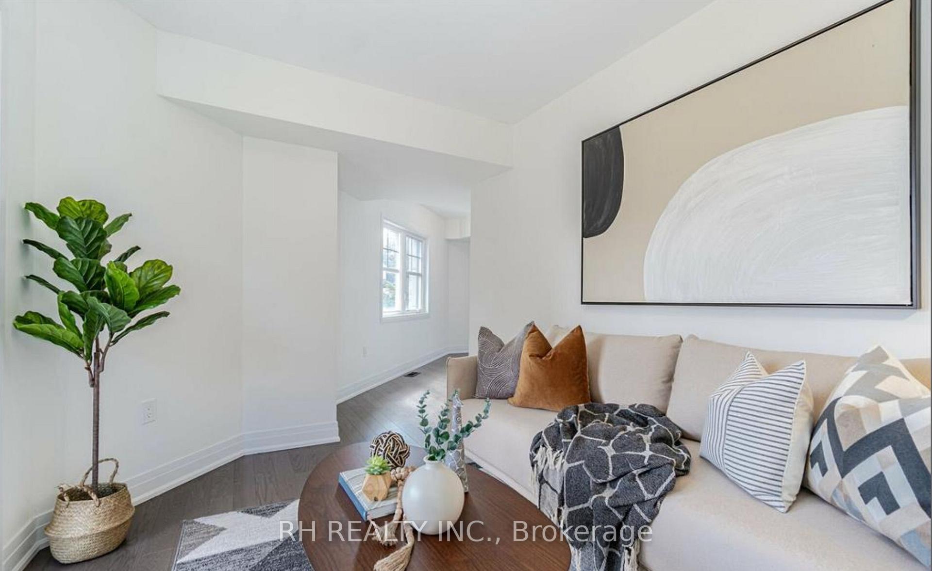 Photo 10 of 2087 Primate Road, Mississauga, Lakeview — HOMEH