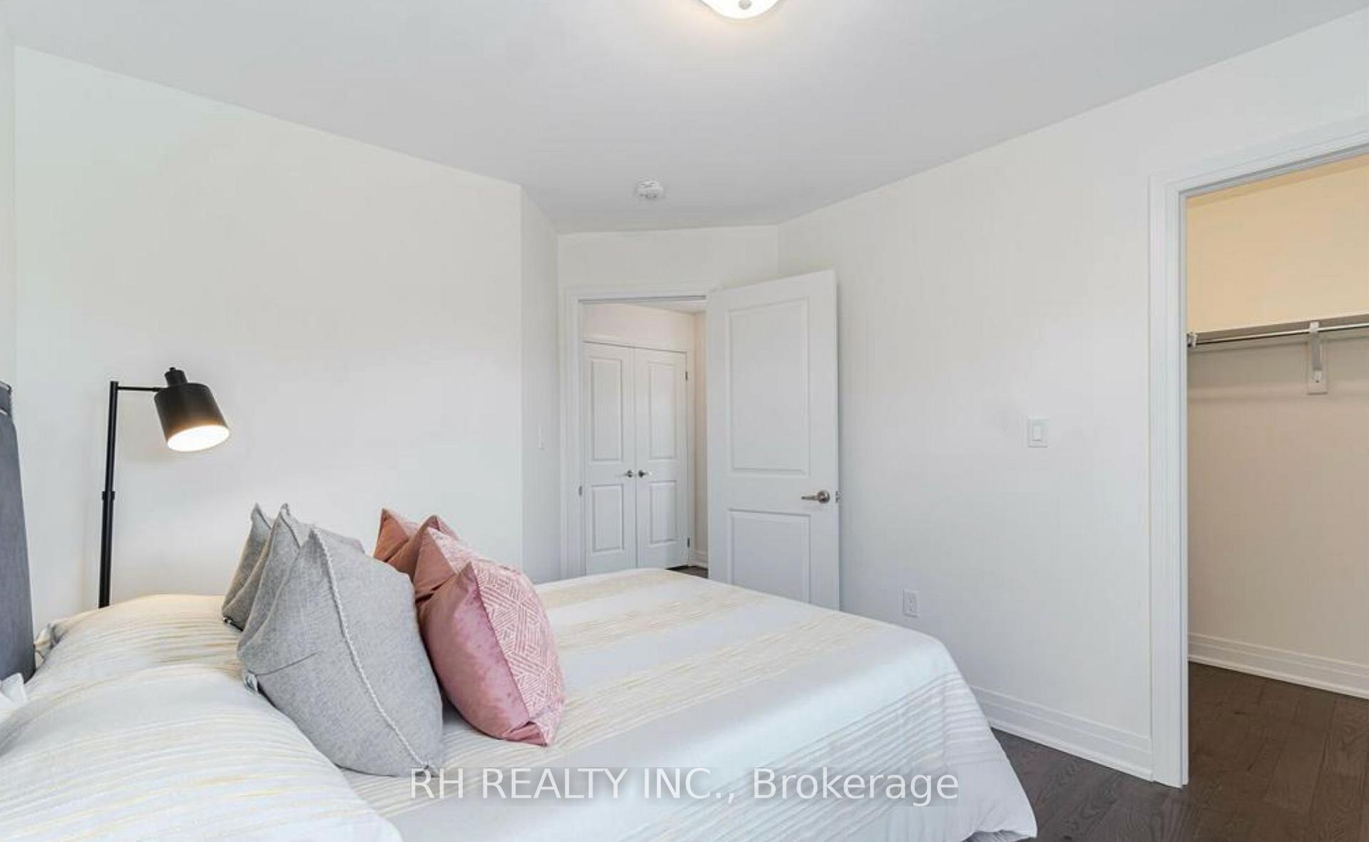 Photo 27 of 2087 Primate Road, Mississauga, Lakeview — HOMEH